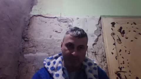 Snapshot of ericboy32 chatting on 02/16/26, 12:40 eric online show from 02/16/26, 12:40