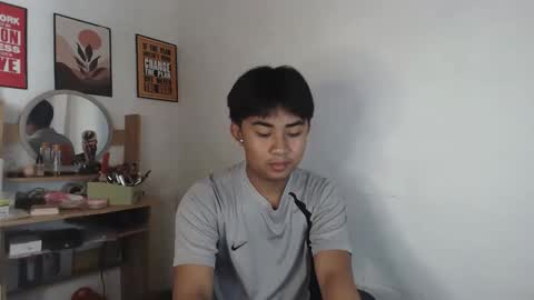 erick_cummer30 online show from 05/18/26, 04:07