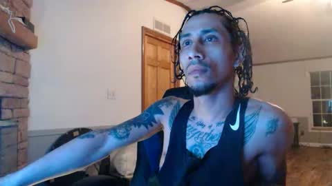 Snapshot of erick_martinezz chatting on 03/12/26, 04:18 erick online show from 03/12/26, 04:18
