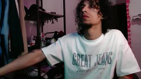 Snapshot of erick_martinezz chatting on 04/05/26, 09:45 erick online show from 04/05/26, 09:45