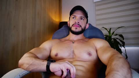 Erick Thompson online show from 02/01/25, 02:56