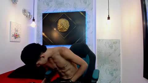   online show from 02/07/25, 08:11