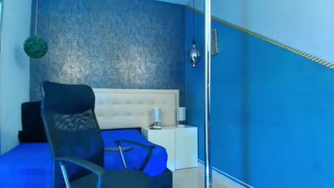   online show from 10/06/25, 04:10