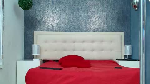   online show from 12/18/25, 04:18