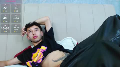 Snapshot of erickblaze_wm chatting on 02/27/25, 05:36 Erick online show from 02/27/25, 05:36