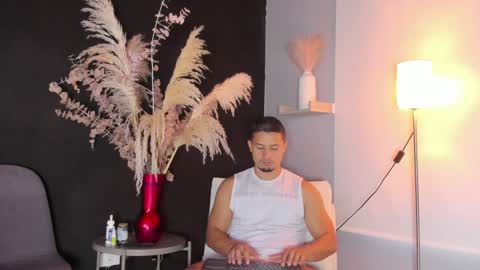 Erick online show from 12/05/24, 12:22