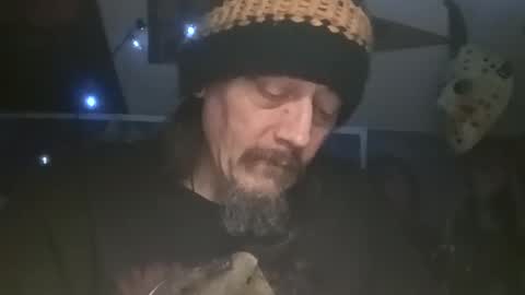 Snapshot of ericlovestacos chatting on 02/25/25, 04:35 ericlovestacos online show from 02/25/25, 04:35