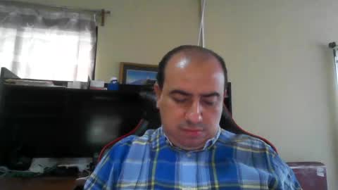 Snapshot of erik1781 chatting on 06/15/26, 03:58 erik1781 online show from 06/15/26, 03:58