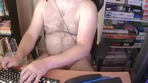 Snapshot of erik_dapper chatting on 06/10/26, 05:01 Erik Dapper online show from 06/10/26, 05:01