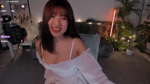Snapshot of erika_kim chatting on 05/09/26, 06:40 erika_kim online show from 05/09/26, 06:40