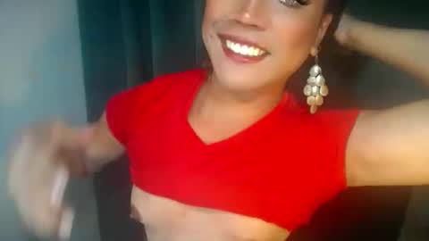 Snapshot of erika_madrigal chatting on 11/14/25, 11:02 erika_madrigal online show from 11/14/25, 11:02