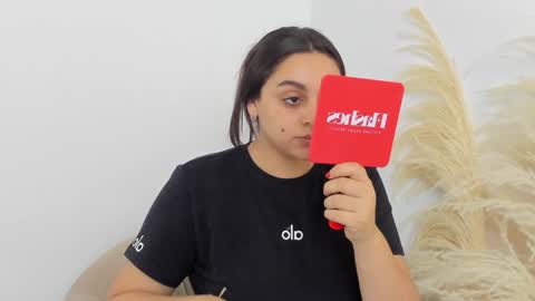 Erika Mendez online show from 12/06/24, 08:29