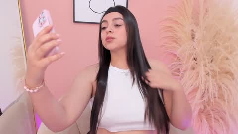 Erika Mendez online show from 01/14/25, 08:15