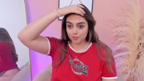 Erika Mendez online show from 02/01/25, 08:37