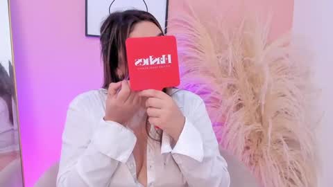 Erika Mendez online show from 02/25/25, 07:14