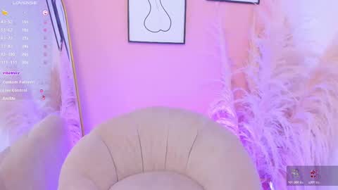 Erika Mendez online show from 10/31/25, 07:48