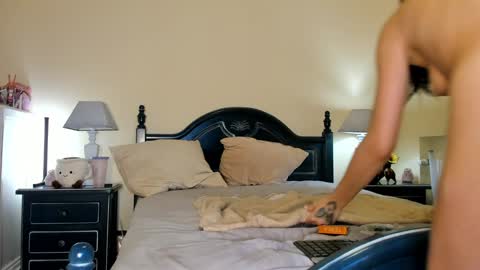 Venus Skye online show from 01/02/25, 08:13