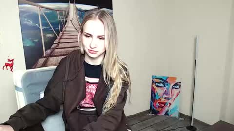 Erika online show from 01/05/26, 05:27