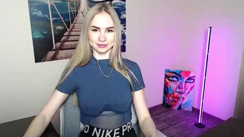 Erika online show from 06/02/26, 11:56