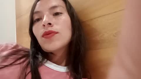 Snapshot of erikandy406723 chatting on 10/09/25, 10:41 Gabriela online show from 10/09/25, 10:41