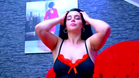 Erika online show from 11/13/25, 02:49