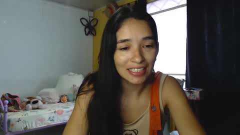 Snapshot of erina_1 chatting on 01/03/25, 05:53 erina_1 online show from 01/03/25, 05:53