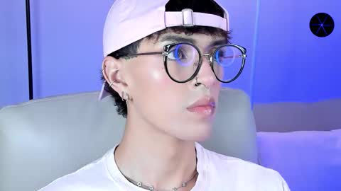   online show from 11/20/25, 09:14