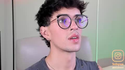   online show from 11/29/25, 09:40