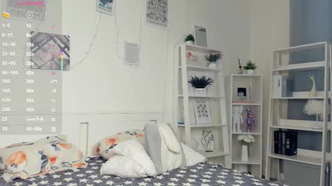 Sofia online show from 10/28/25, 06:50