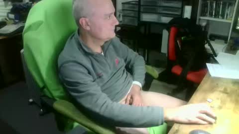 ernello online show from 11/08/25, 11:14