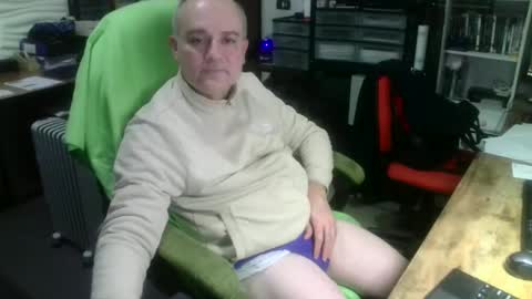 ernello online show from 11/26/25, 05:19