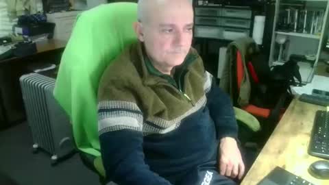 ernello online show from 11/30/25, 08:35