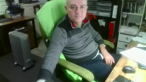 ernello online show from 12/03/25, 05:15