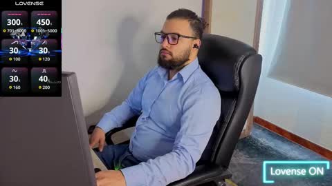 Snapshot of ernesto_rodriguez_82 chatting on 09/18/25, 12:40 ernesto rodriguez 82 online show from 09/18/25, 12:40
