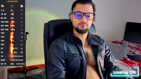 Snapshot of ernesto_rodriguez_82 chatting on 10/24/25, 10:44 ernesto rodriguez 82 online show from 10/24/25, 10:44