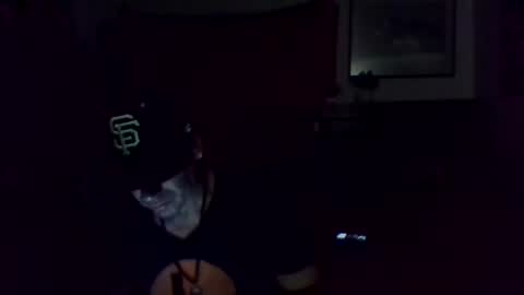Snapshot of ernsmashin chatting on 05/26/26, 04:30 Ernsmashin online show from 05/26/26, 04:30
