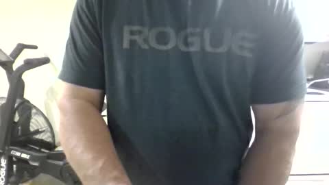 Snapshot of erock42 chatting on 05/10/26, 10:15 erock42 online show from 05/10/26, 10:15