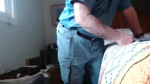 Snapshot of eros2121 chatting on 02/28/26, 10:33 eros online show from 02/28/26, 10:33