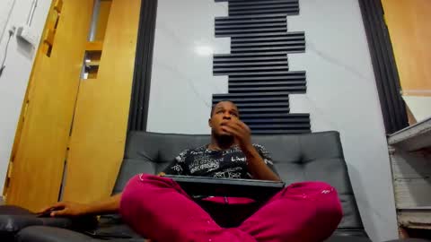 eros_fang online show from 10/21/25, 12:39