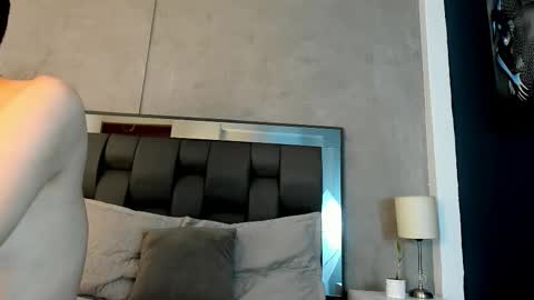 Eros Mancini online show from 11/18/25, 03:23