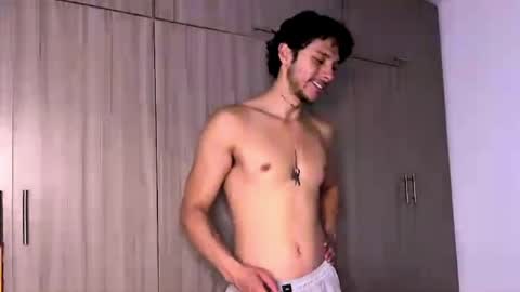 erosdominant_ online show from 05/10/26, 03:55