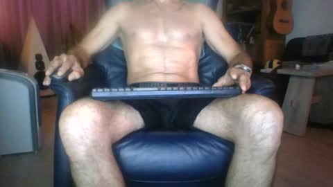 Snapshot of erostja557 chatting on 07/04/26, 06:19 erostja557 online show from 07/04/26, 06:19