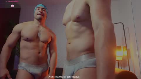 Snapshot of eroswolfs chatting on 04/06/26, 03:46 eroswolf online show from 04/06/26, 03:46