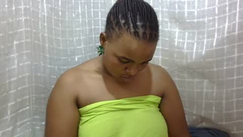 Snapshot of erotic_ebony56 chatting on 06/18/26, 06:46 erotic_ebony56 online show from 06/18/26, 06:46
