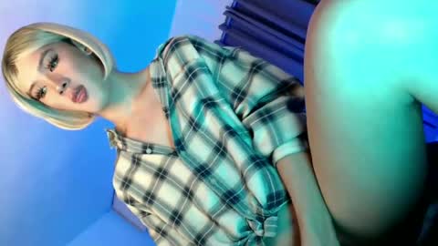 erotic_empress18 online show from 06/19/26, 08:34