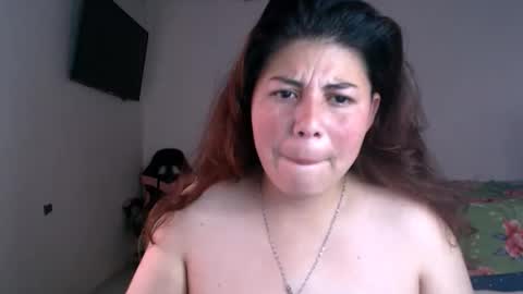 Sara online show from 04/28/26, 05:51