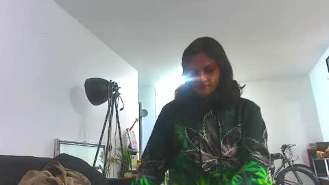 Snapshot of erotica_angel chatting on 05/28/26, 04:43 Nikki Erotica online show from 05/28/26, 04:43