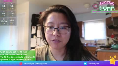 Lynn   online show from 11/14/25, 09:24