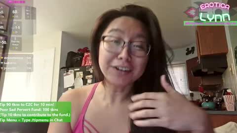 Lynn   online show from 12/05/25, 08:05