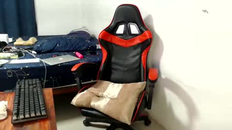 Tom Delaney online show from 12/27/24, 05:42